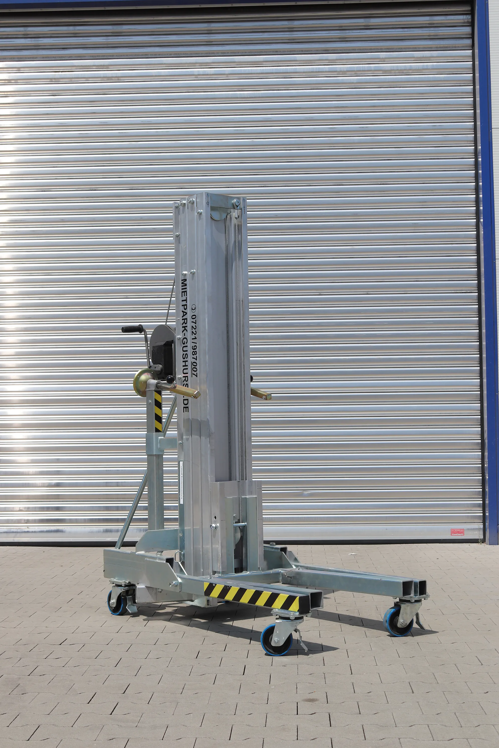 Böcker Lastenlift LMX 500 