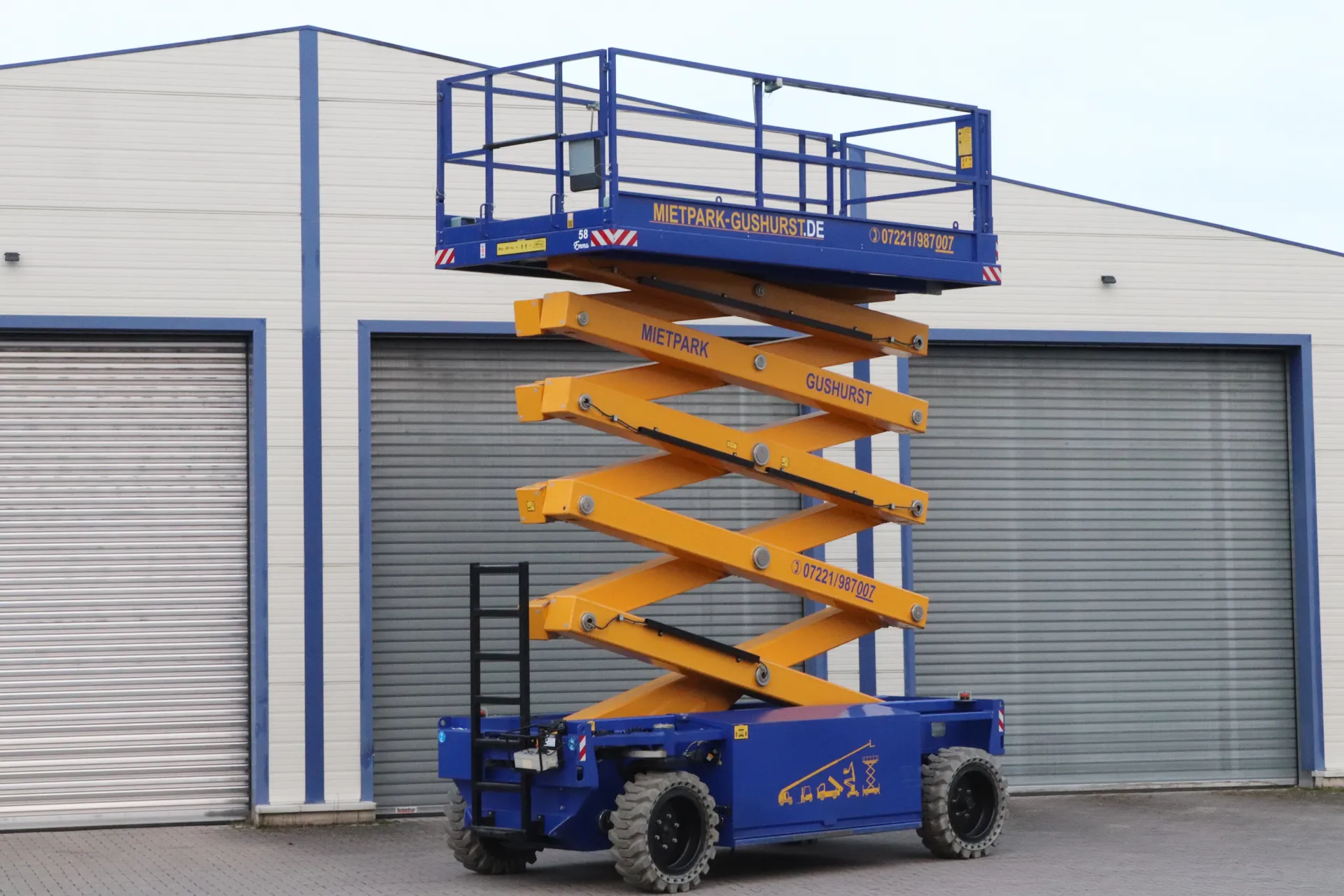 Holland Lift Hybrid-Scherenbühne HL-190-E20