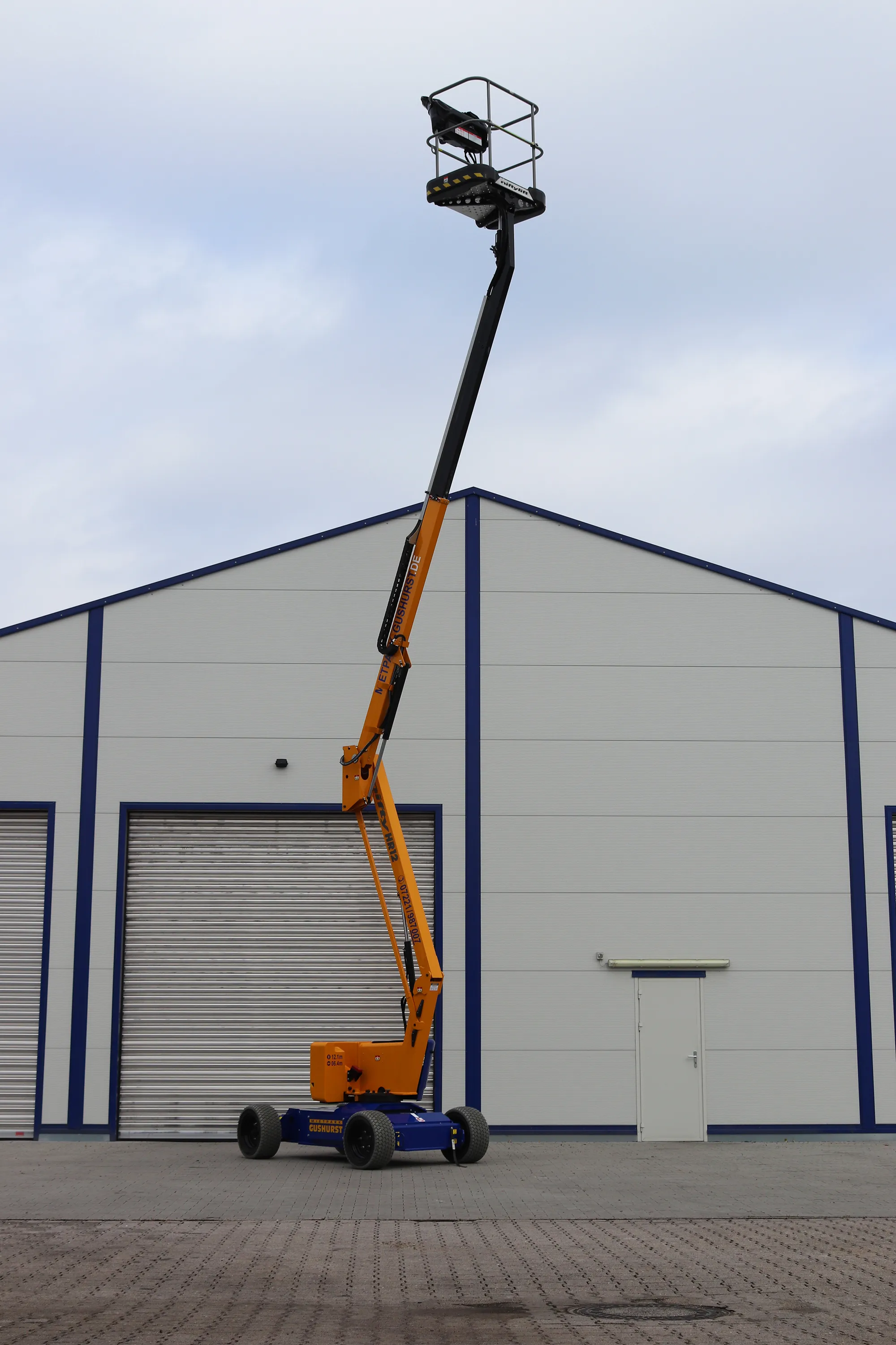 Nifty Elektro-Gelenkbühne HR 12 NE 2x4 