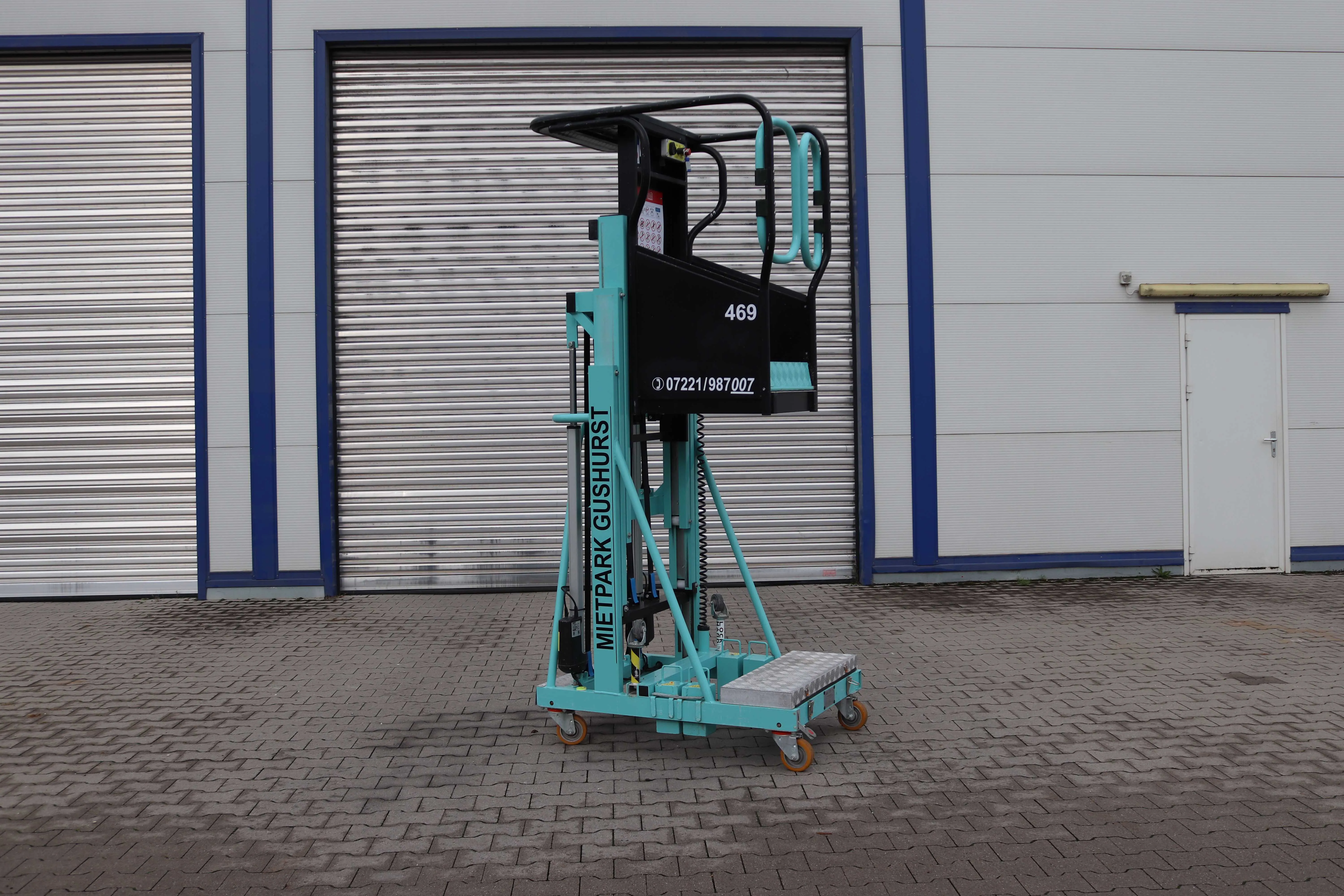 Lockhard Personenlift UPlift5 140 HD Carry