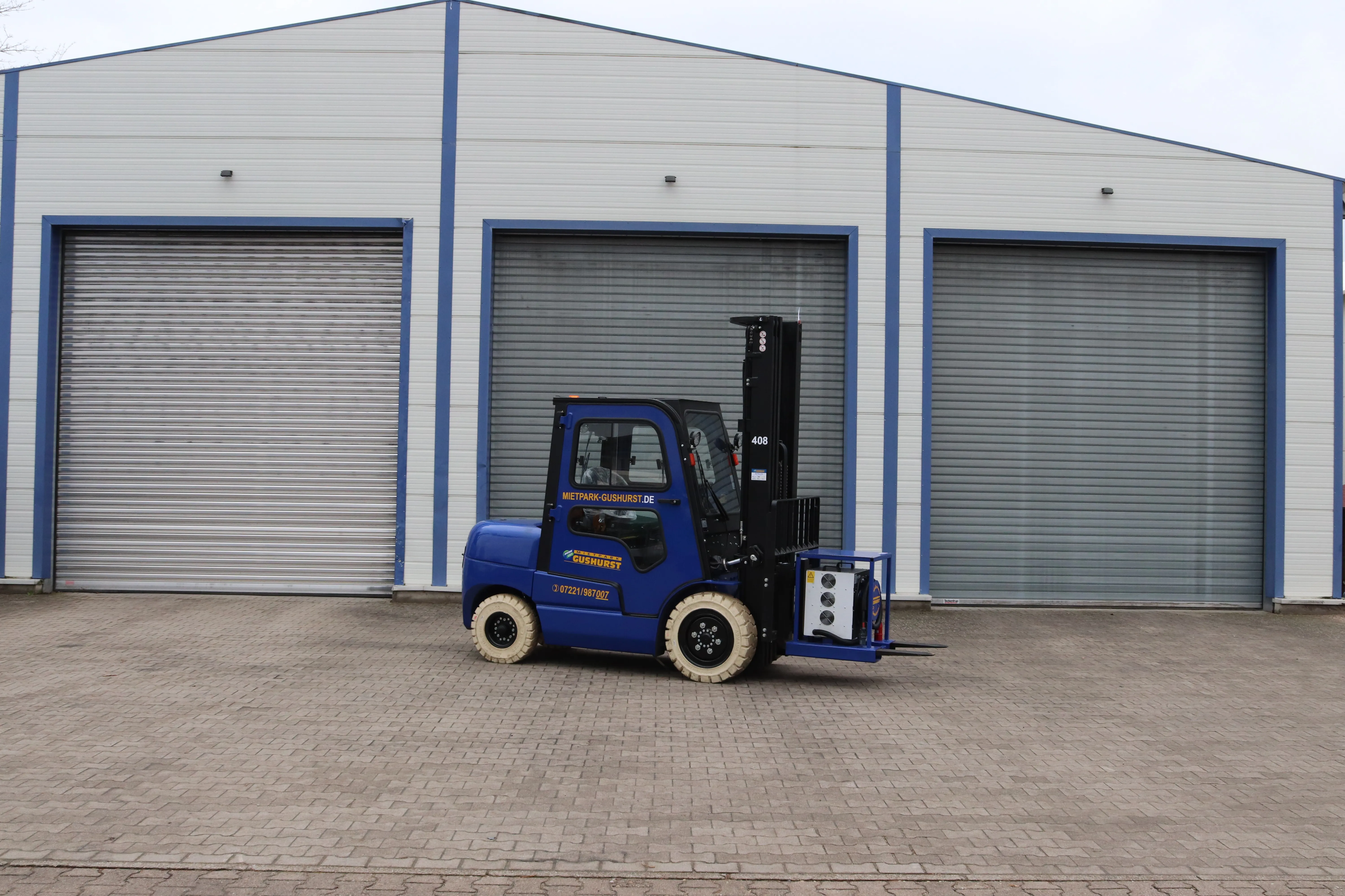 EP Equipment Elektro-Stapler EFL 352 - 6000 