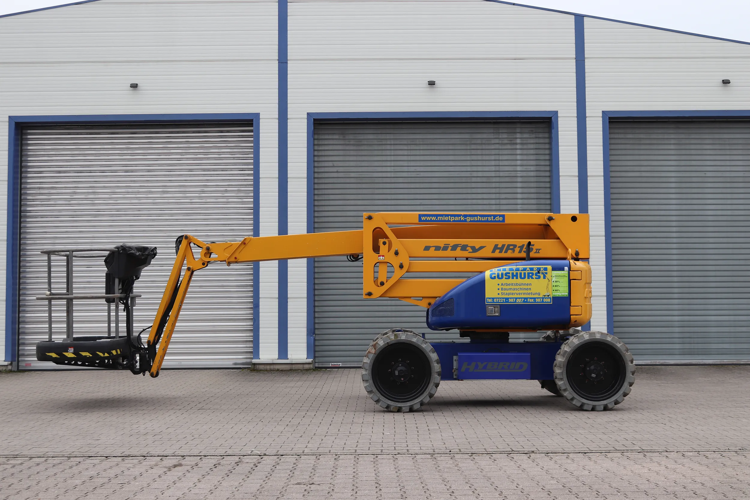 Nifty Hybrid Gelenkbühne HR15 4x4