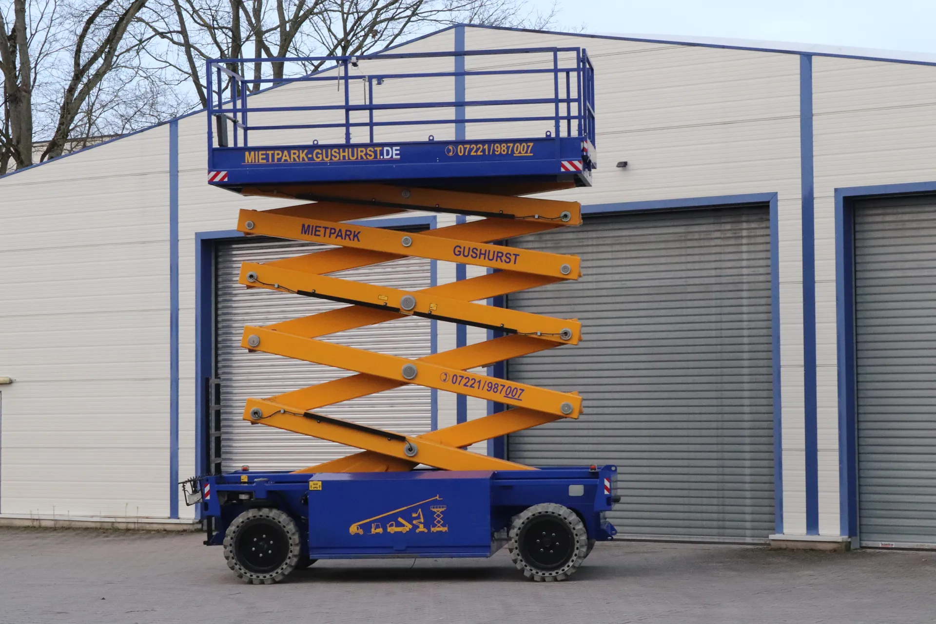 Holland Lift Hybrid-Scherenbühne HL-190-E20