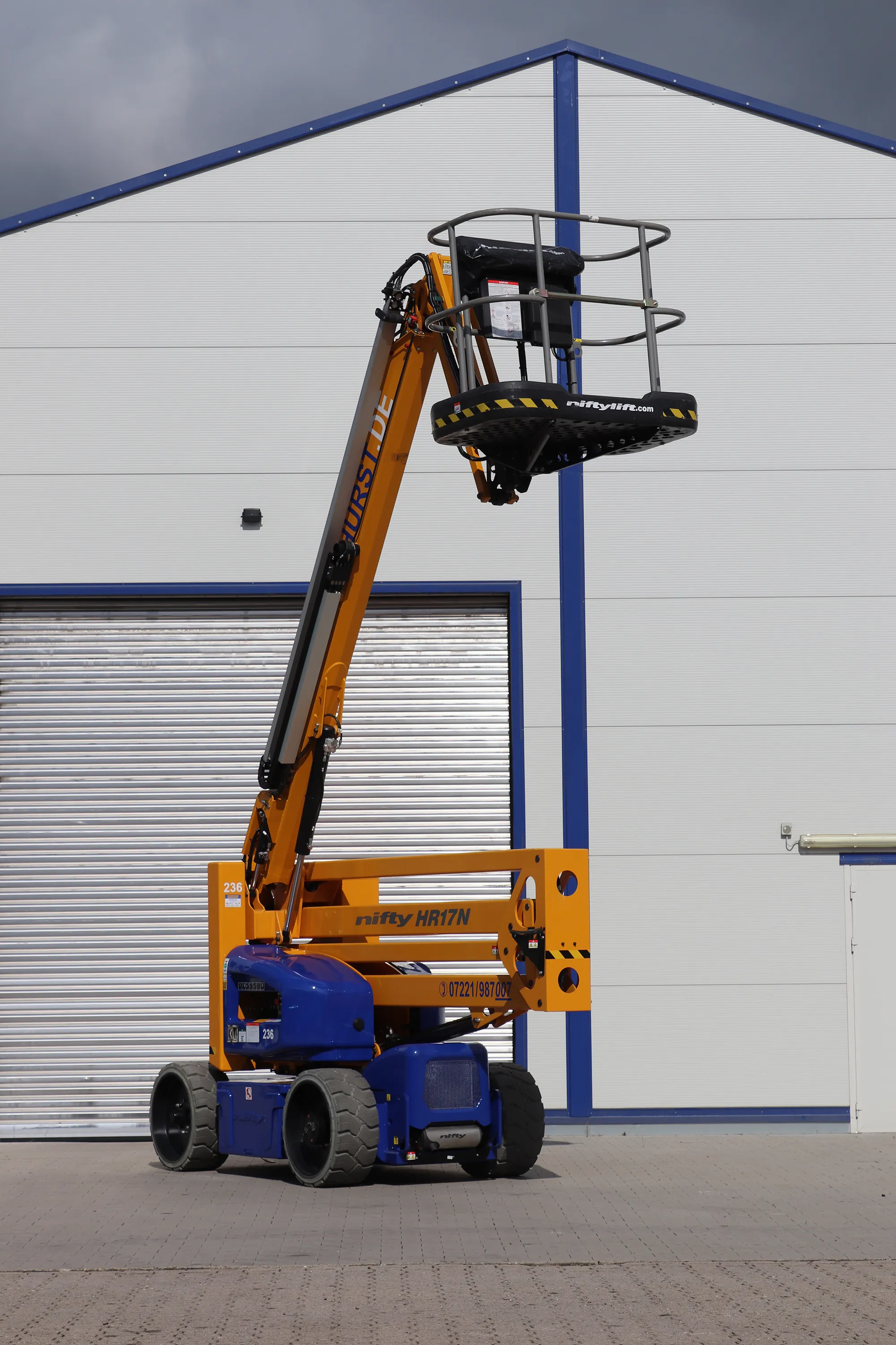 Nifty Hybrid-Gelenkbühne HR17 N 2x4 