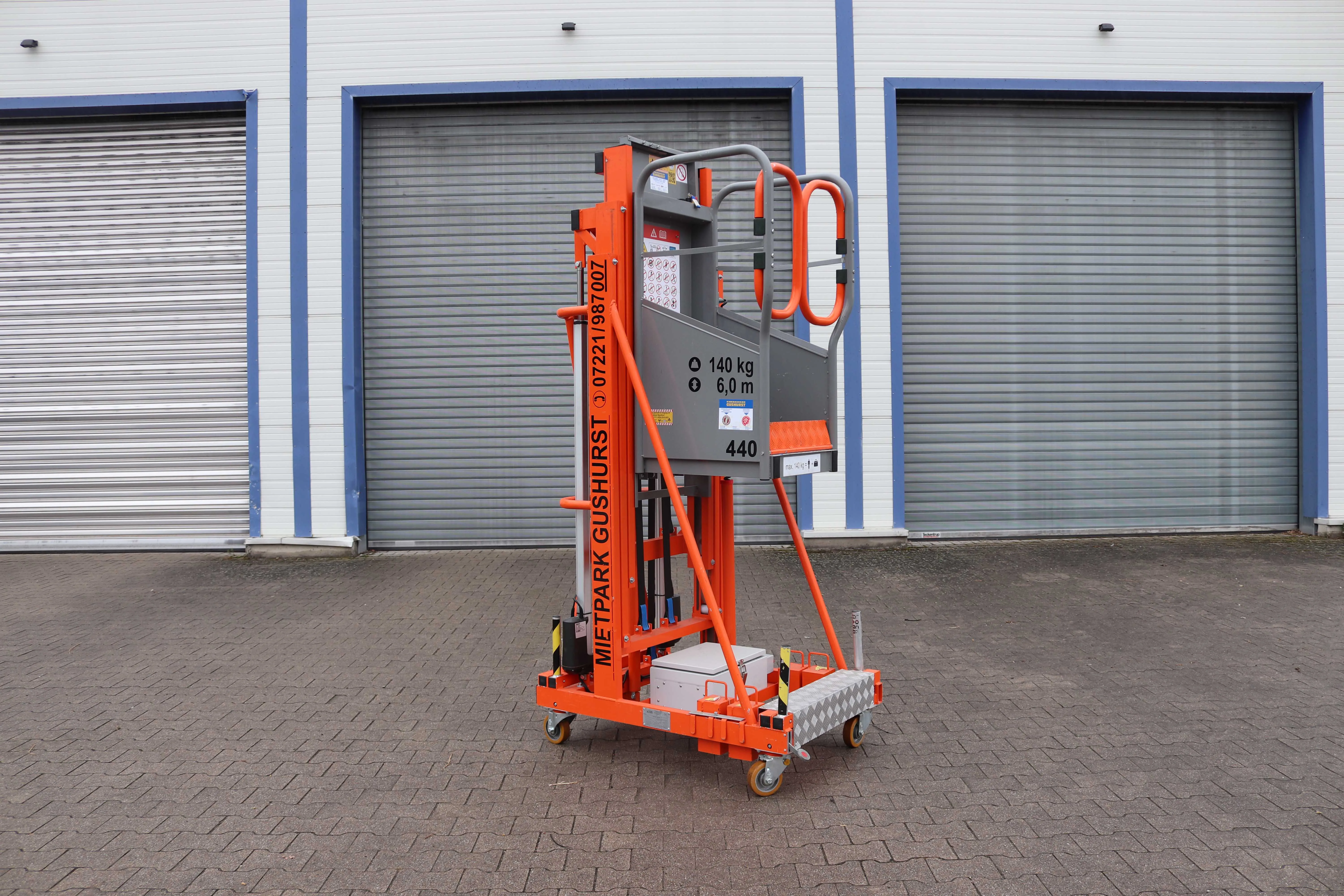 Lockhard Personenlift UPlift6 140 HD