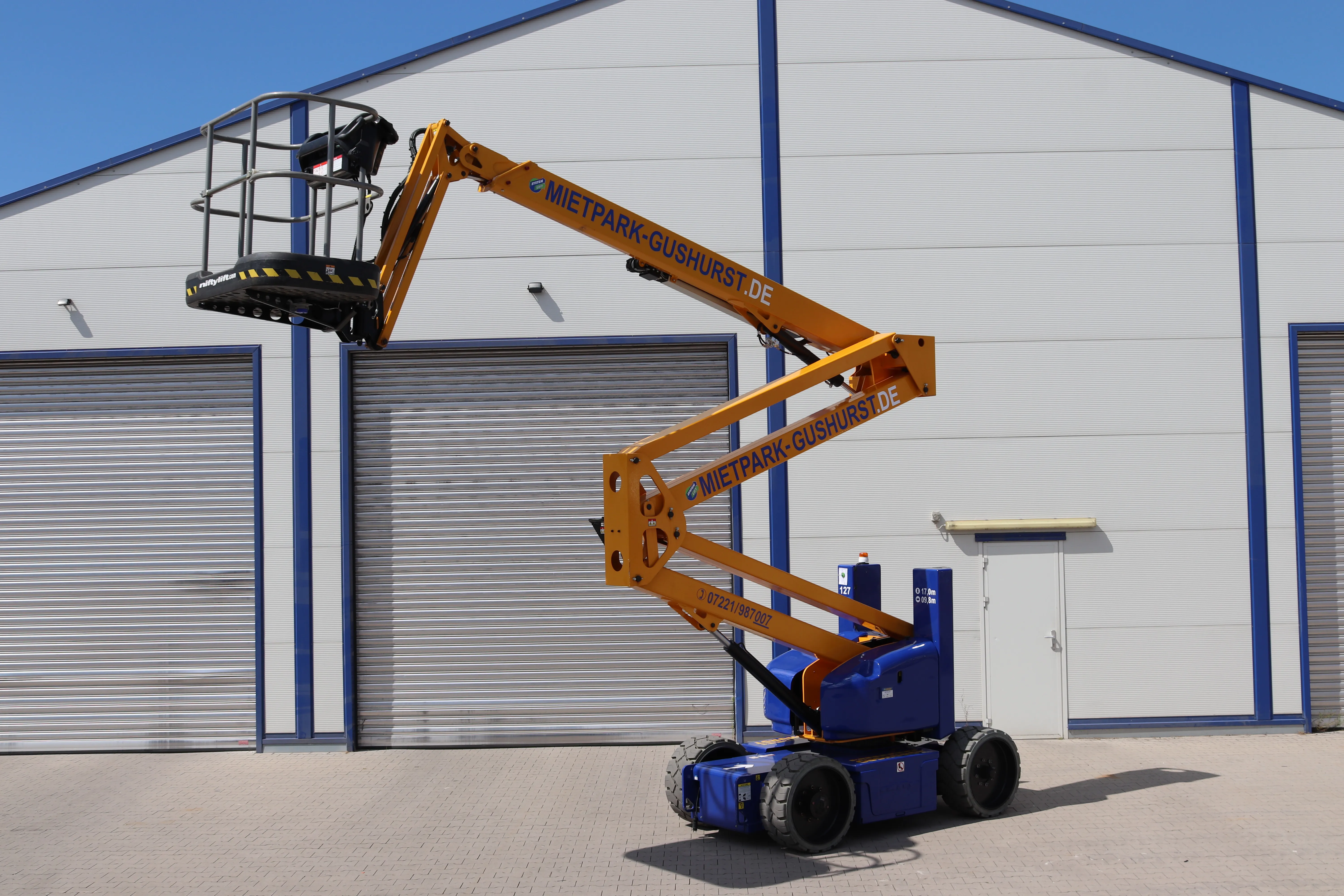 Nifty Elektro-Gelenkbühne HR 17 NE