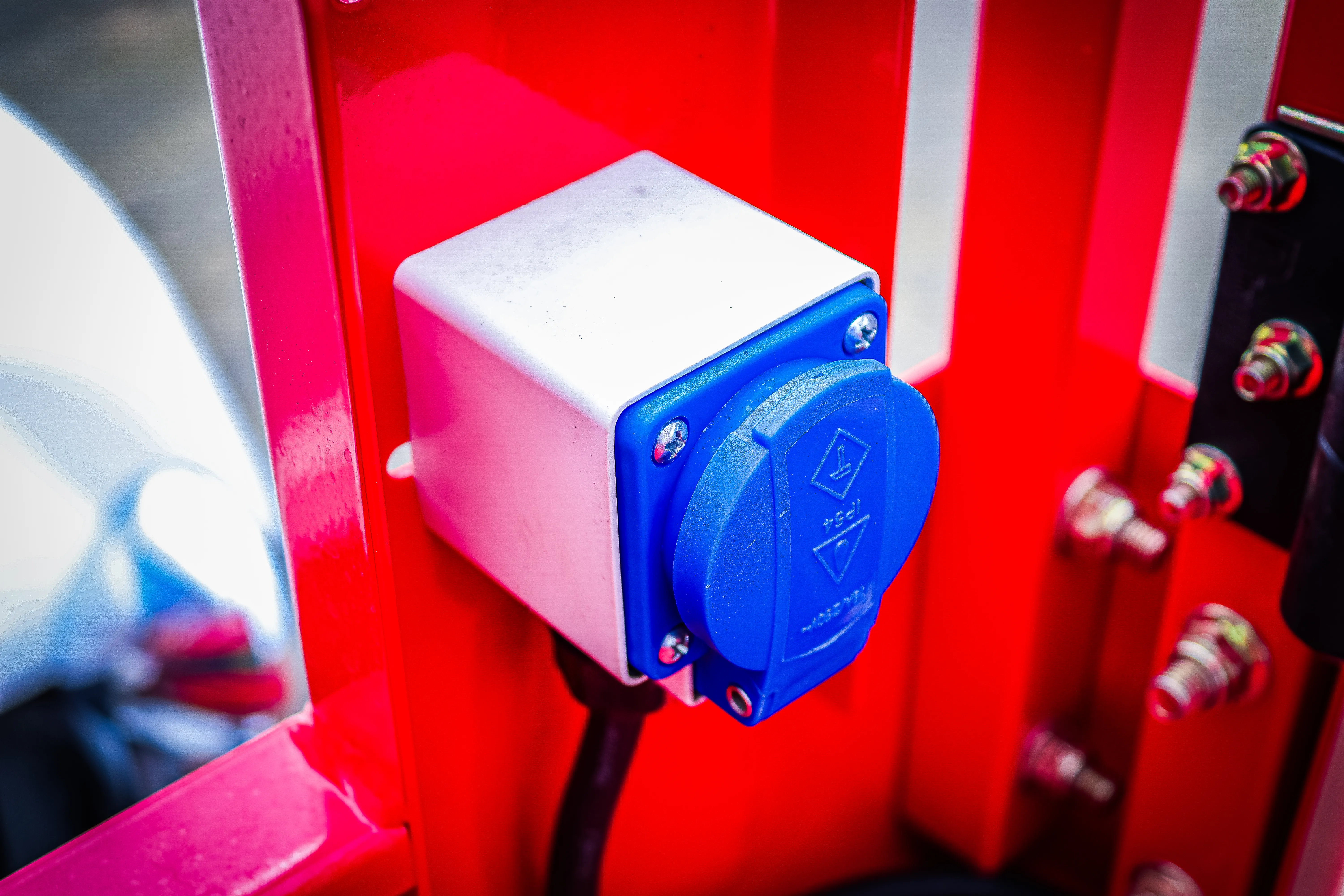 Magni Elektro-Scherenbühne ES0608DCBW