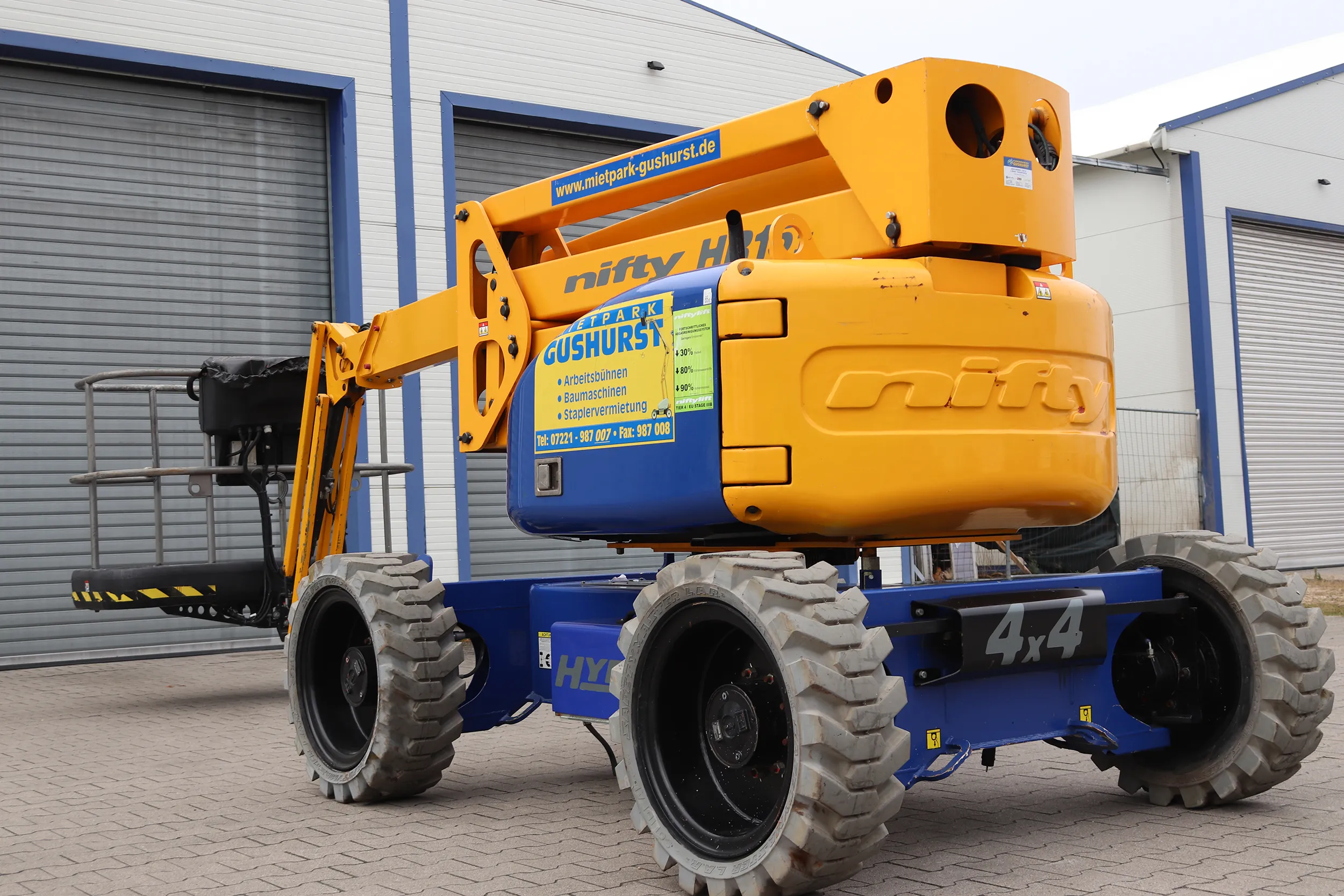 Nifty Hybrid Gelenkbühne HR15 4x4