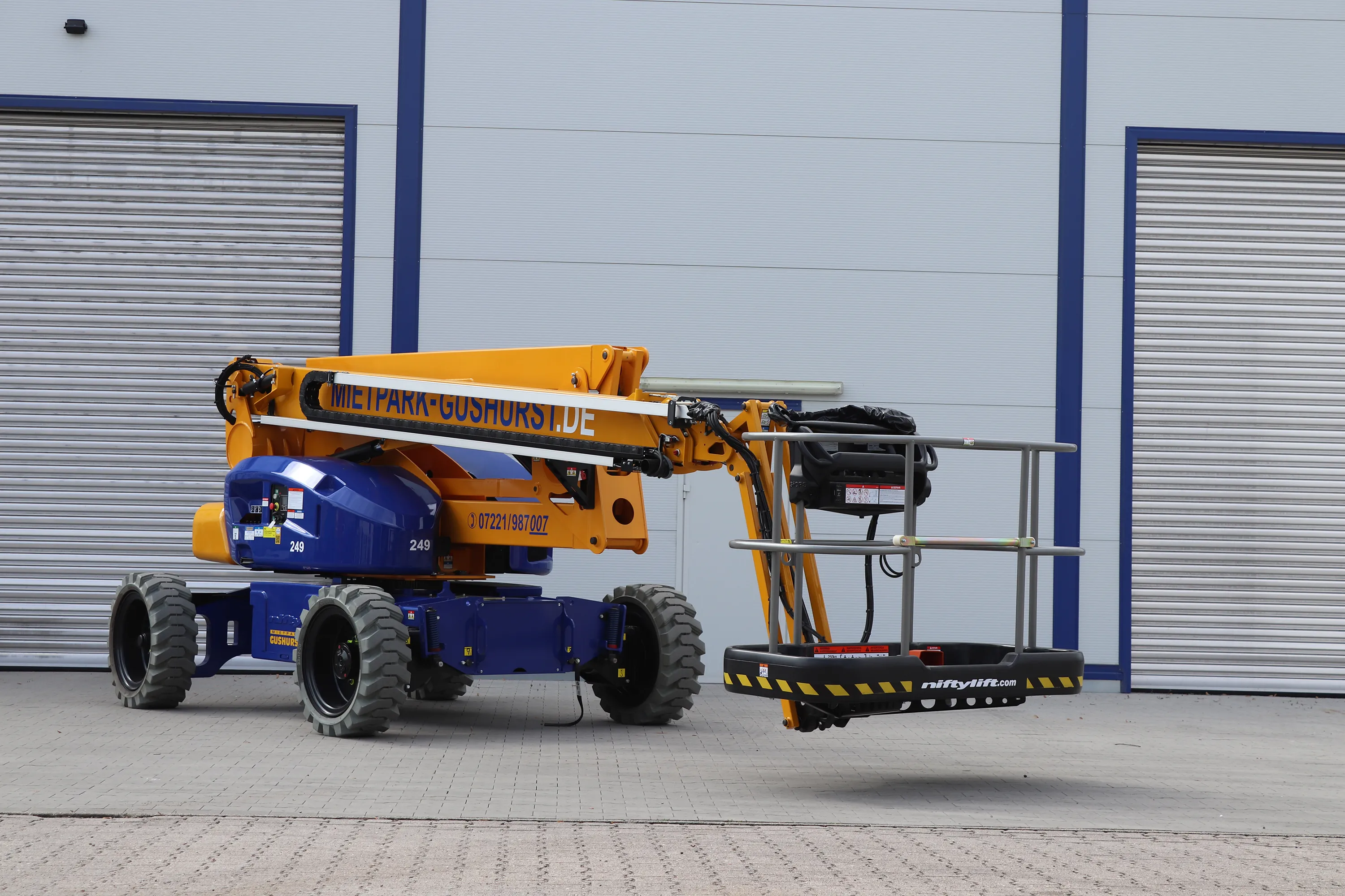Nifty Elektro-Gelenkbühne HR 21 E   