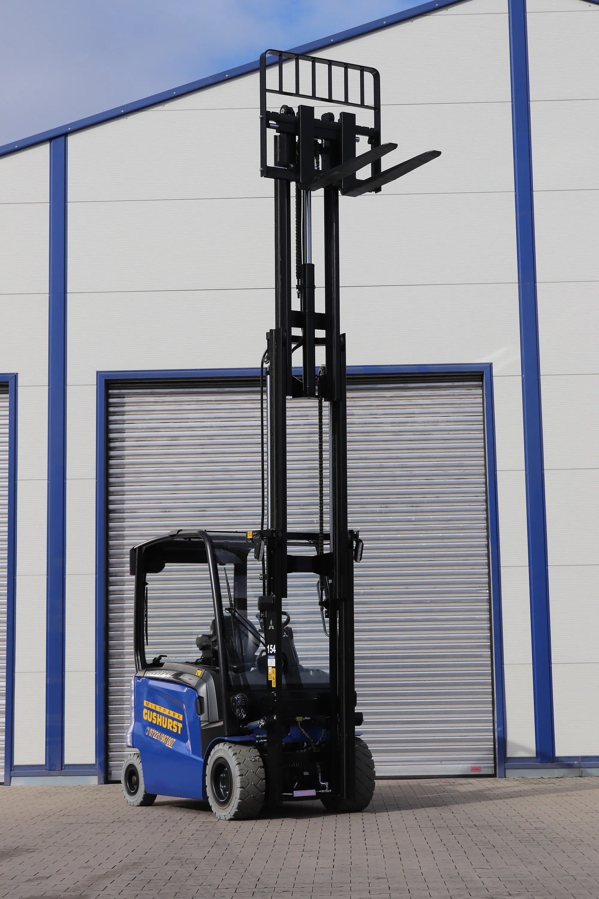 Mitsubishi Elektro-Stapler FB30N - 4700