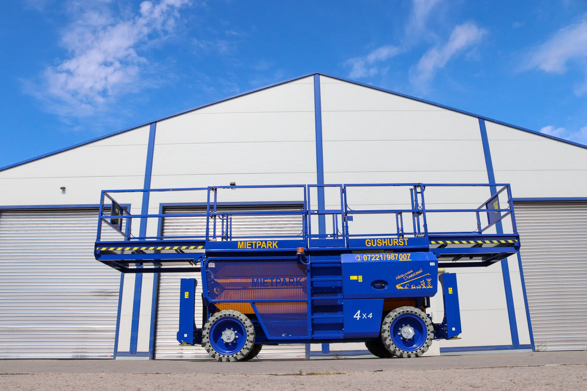 Magni Diesel-Scherenbühne DS1523RTP