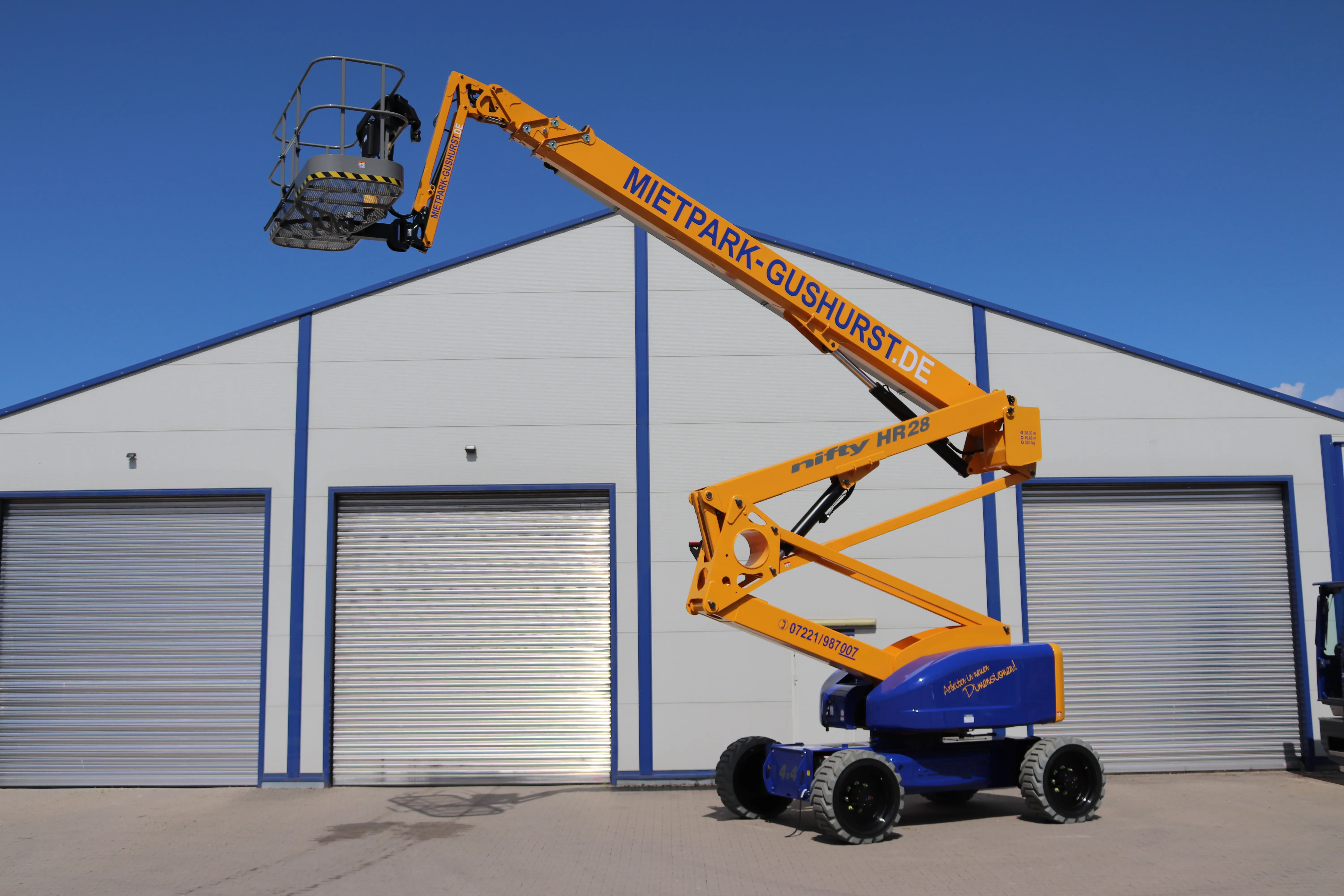 Nifty Elektro-Gelenkbühne HR28 4x4  